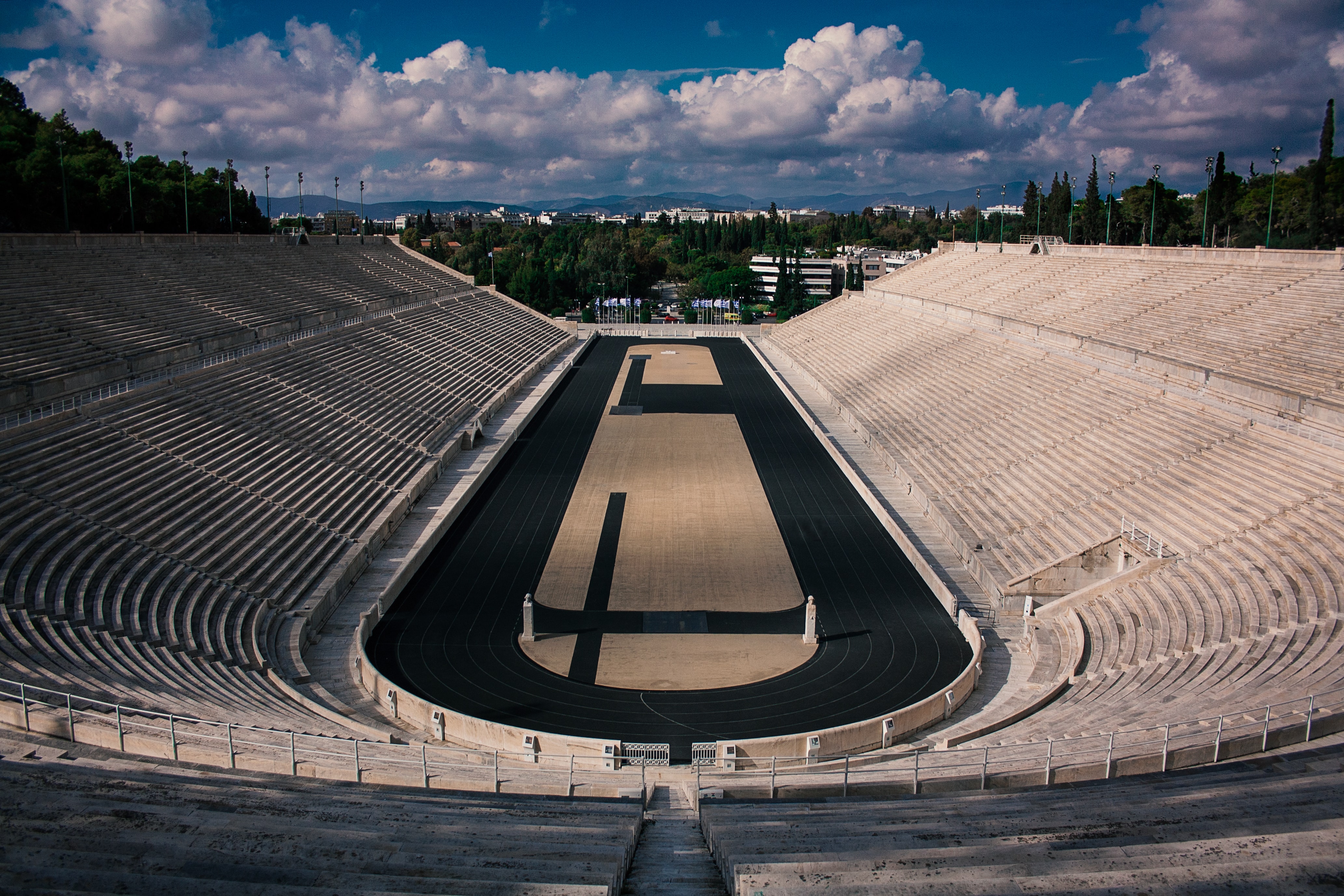 Первый олимпийский стадион. Греция стадион Панатинаикос. Античный стадион Панатинаикос в Афинах. Олимпийский стадион в Греции. Олимпийский стадион Афины.
