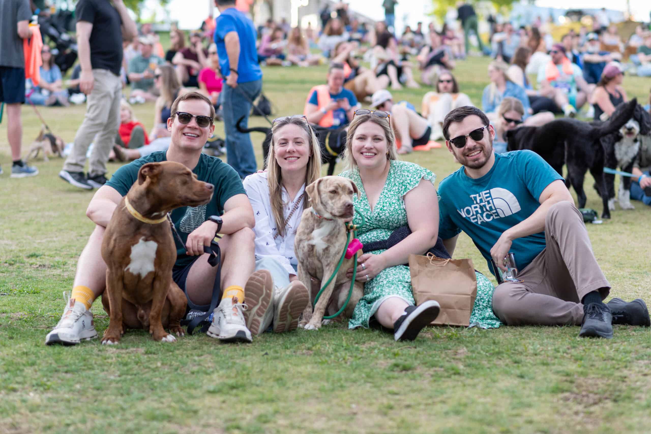 Festivalgoers enjoy Dominion Energy Riverrock.